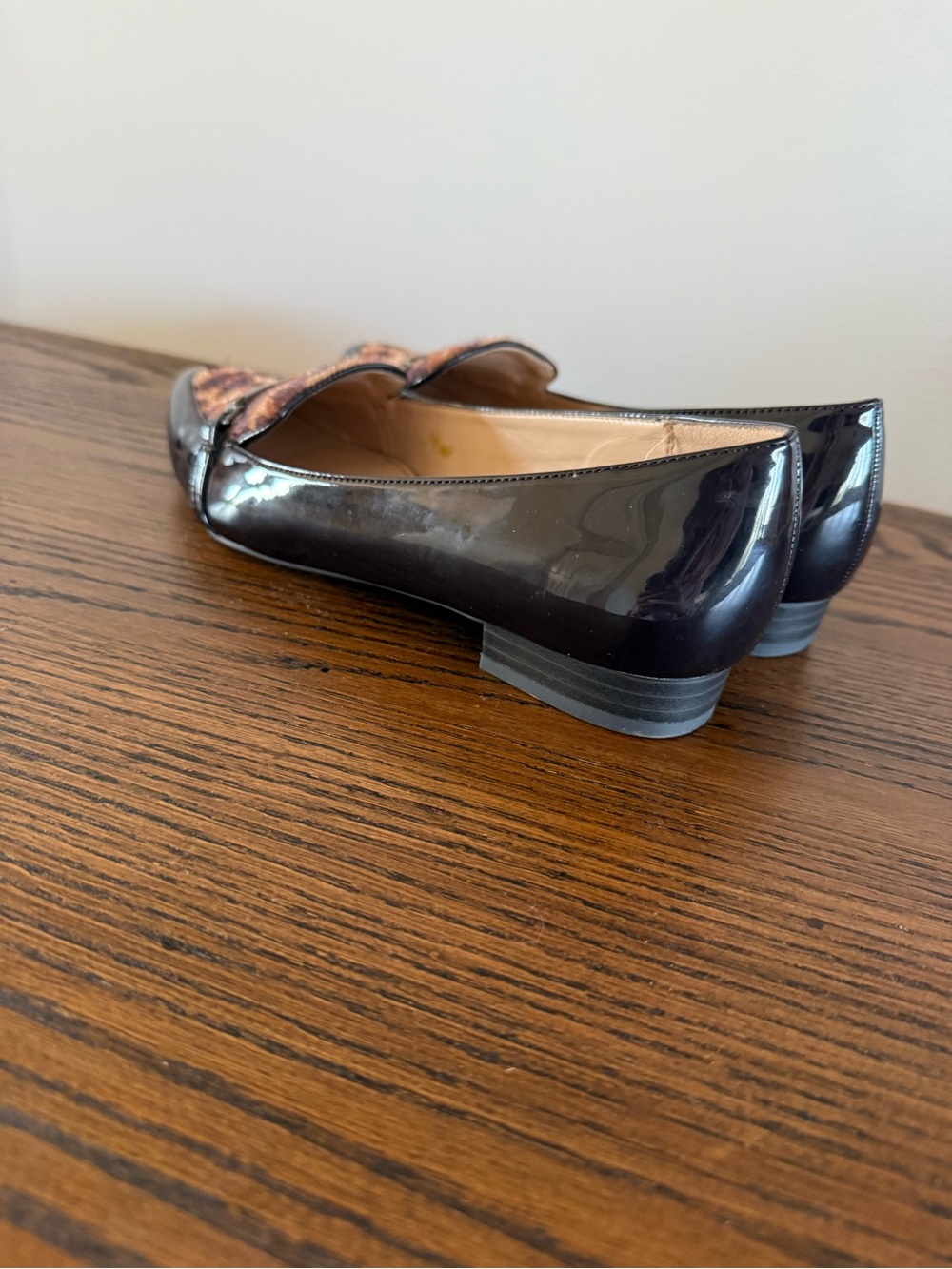 The Limited Leopard-Print Pointed Loafers with Dark Brown Trim - Picture 3 of 5
